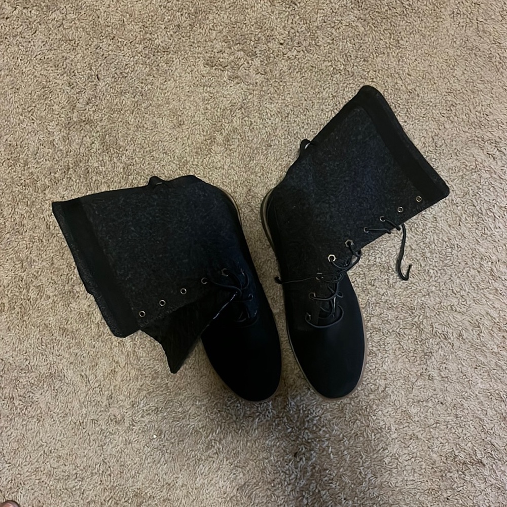 Women’s Size 10 Timberland Midhi Boot